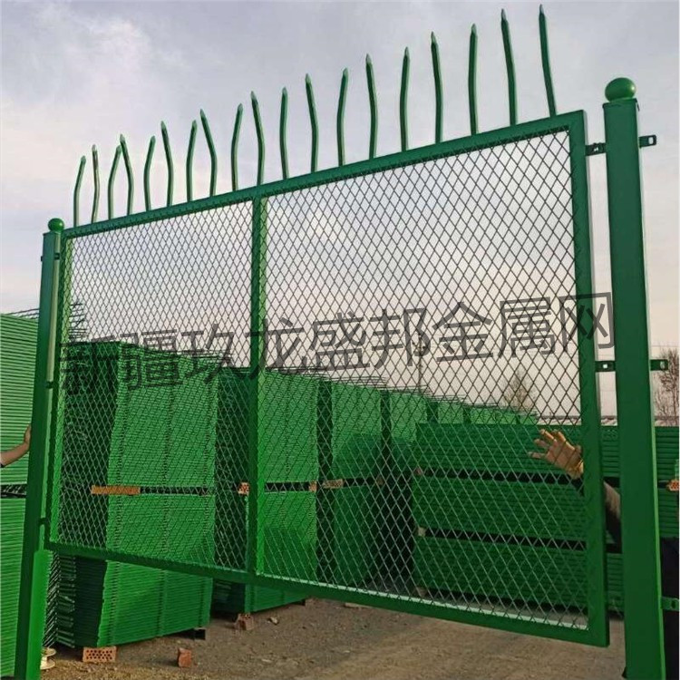 北屯浸塑护栏网